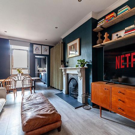 Arte Stays - 2 Bed Luxurious Flat, Garden, 5Min Dalston St., Parking Available, Serviced Accommodation - Up To 5 Ppl ロンドン エクステリア 写真
