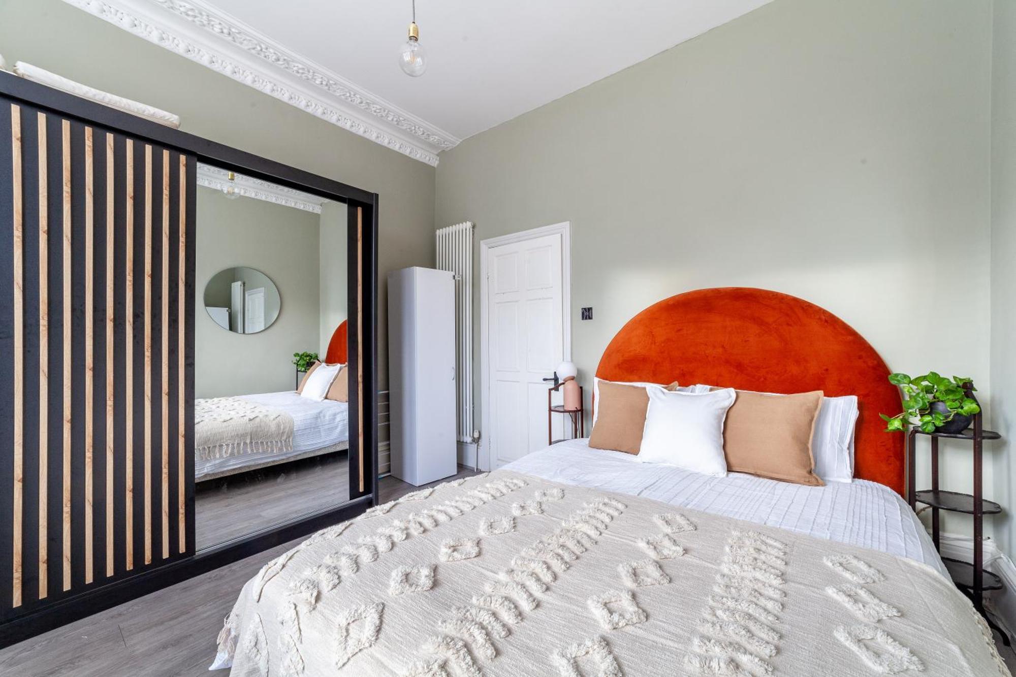 Arte Stays - 2 Bed Luxurious Flat, Garden, 5Min Dalston St., Parking Available, Serviced Accommodation - Up To 5 Ppl ロンドン エクステリア 写真
